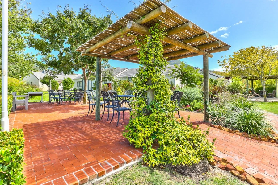 3 Bedroom Property for Sale in Beach Estate Western Cape